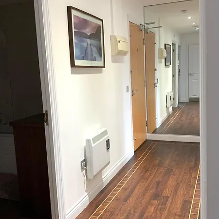 Apartmán Cambridge Square Exec 3bed